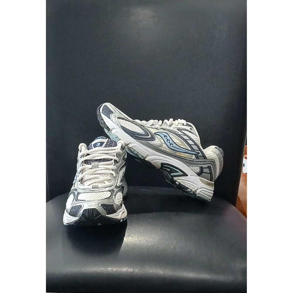 Saucony Grid Cohesion 3 Sneakers. 15042-1. Multi-Color. Women Size 7.5